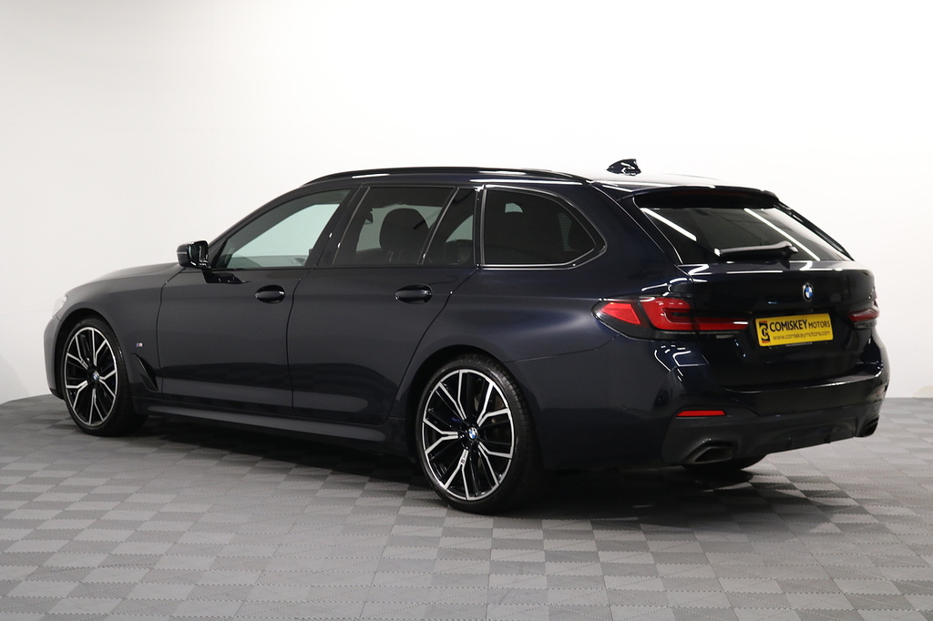 BMW 5 Series 520D Mht M Sport YC71OCO Black #4