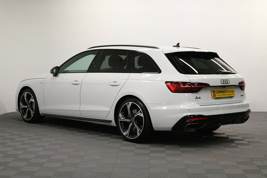 Audi A4 Avant Tdi 40 Black Edition S Tronic Quattro LS73UGZ White #4