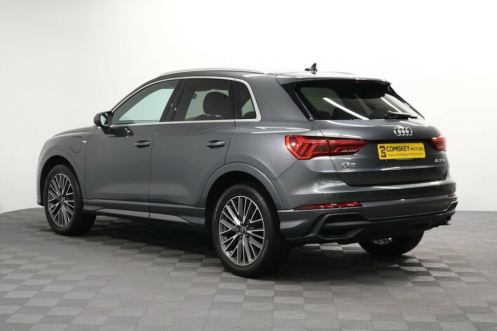 Audi Q3 Tfsie S Line LP72NSU Grey #4