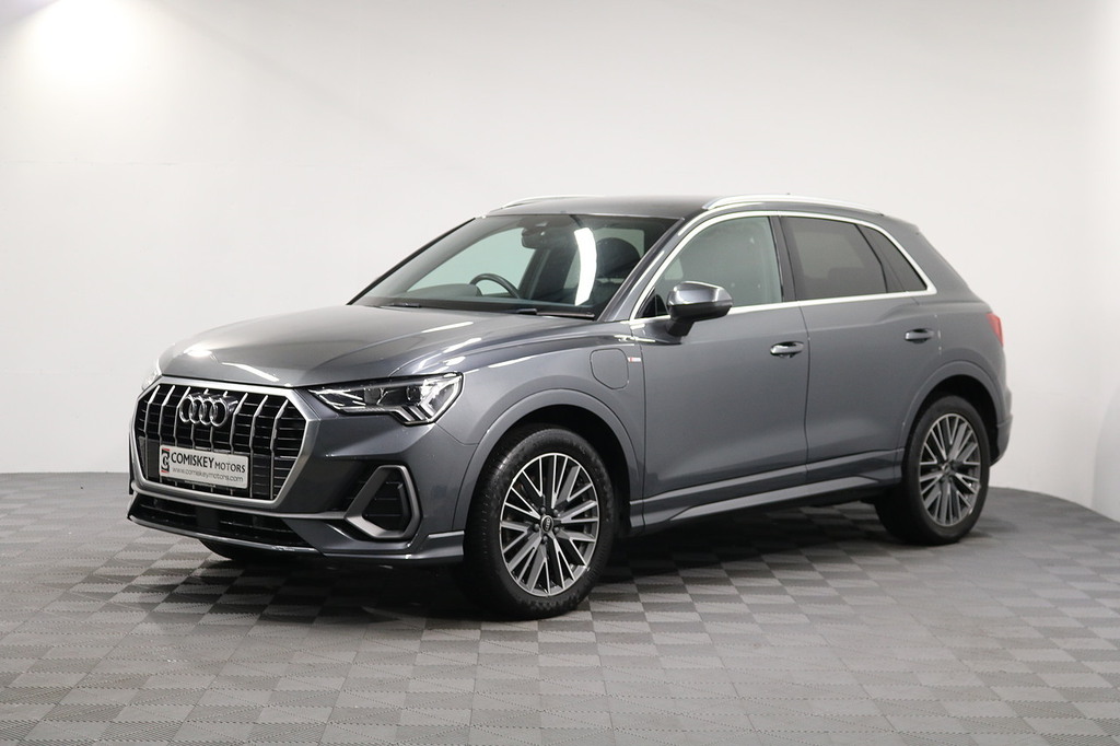 Audi Q3 Tfsie S Line LP72NSU Grey #3