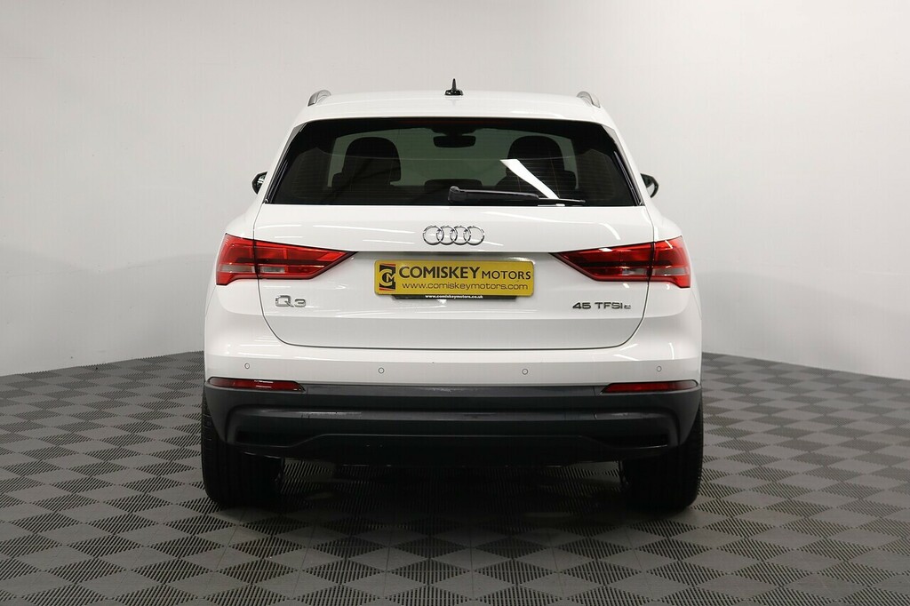 Audi Q3 Tfsie Technik RK72MVE White #5
