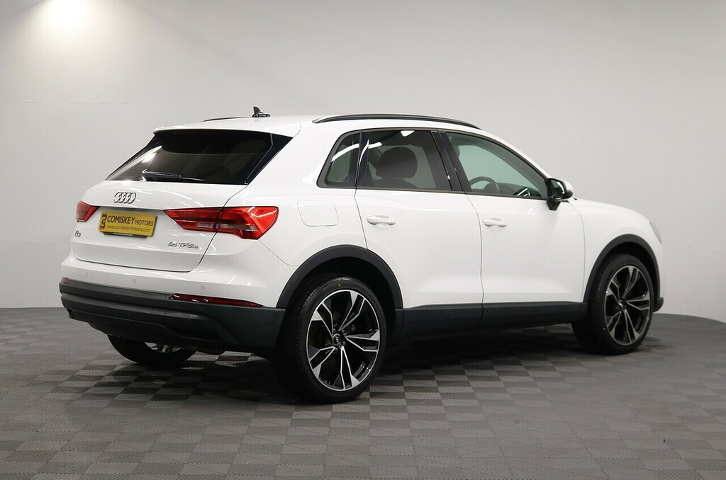 Audi Q3 Tfsie Technik RK72MVE White #6