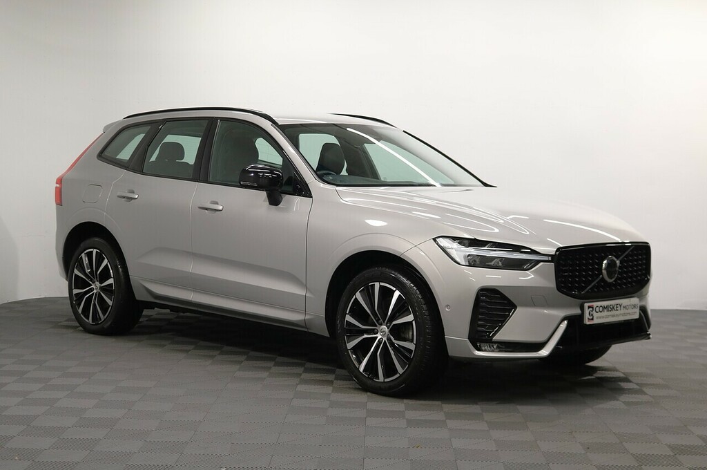 Volvo XC60 B4 Mhev Plus Silver