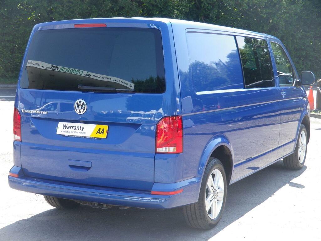 Volkswagen Transporter Combi Van T32 2.0 Tdi 150 Highline Lwb Kombi 2024 YR74XZV Blue #4