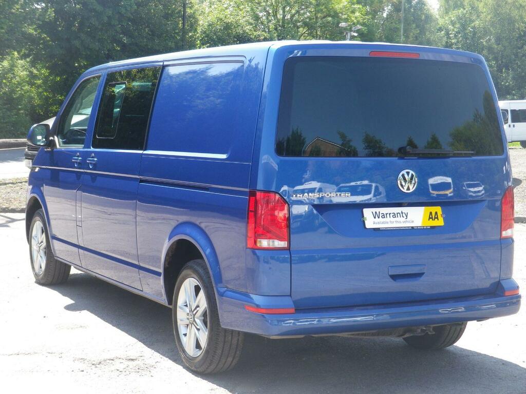 Volkswagen Transporter Combi Van T32 2.0 Tdi 150 Highline Lwb Kombi 2024 YR74XZV Blue #3