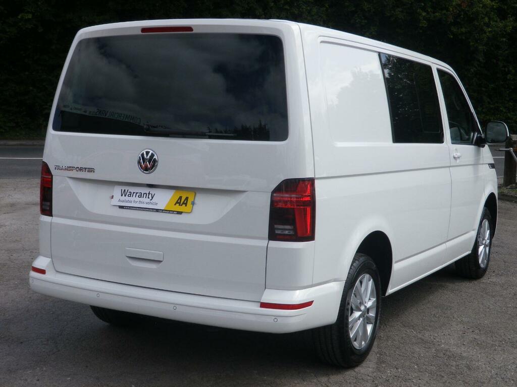Volkswagen Transporter Combi Van 2.0 Tdi T30 Highline Kombi With Tailgate WK74JVW White #4