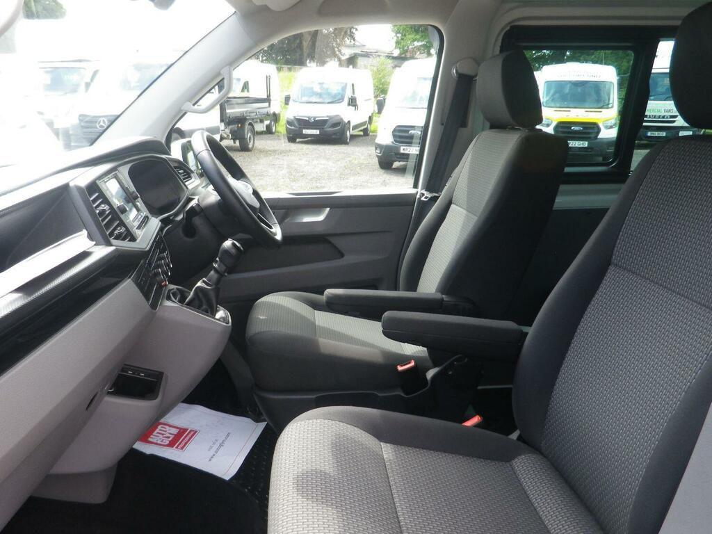 Volkswagen Transporter Combi Van 2.0 Tdi T30 Highline Kombi With Tailgate WK74JVW White #6