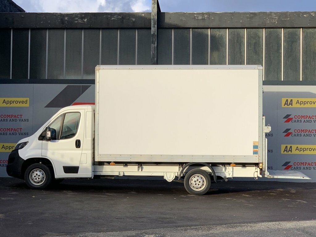Peugeot Boxer Boxer 335 L4 Blue Hdi FD19GZM White #5