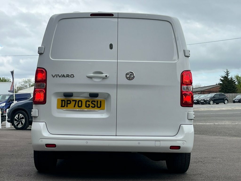 Vauxhall Vivaro 1.5L Sportive DP70GSU White #5