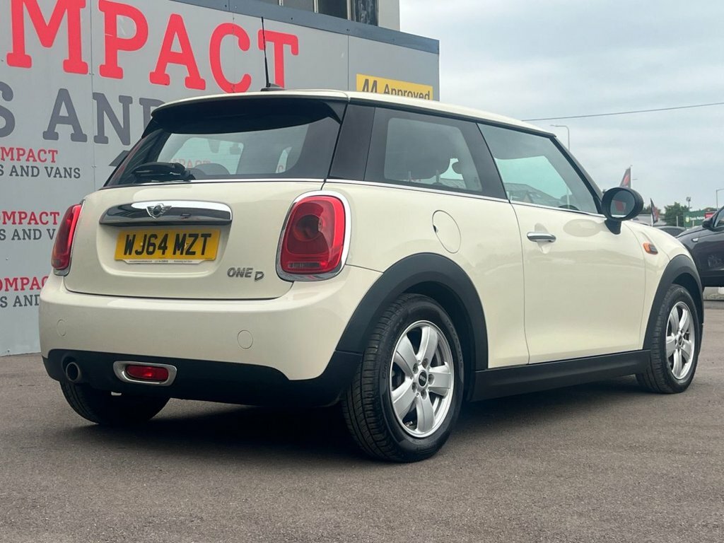 Mini Hatch 1.5L One D WJ64MZT White #4