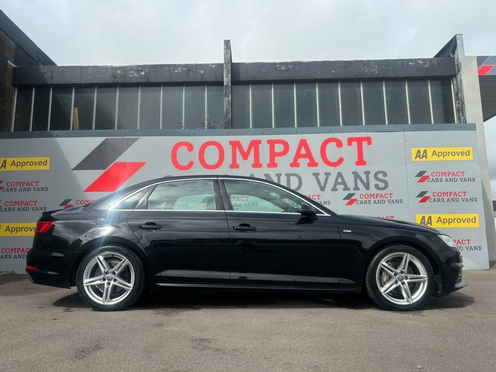 Audi A4 2L S Line Black #4