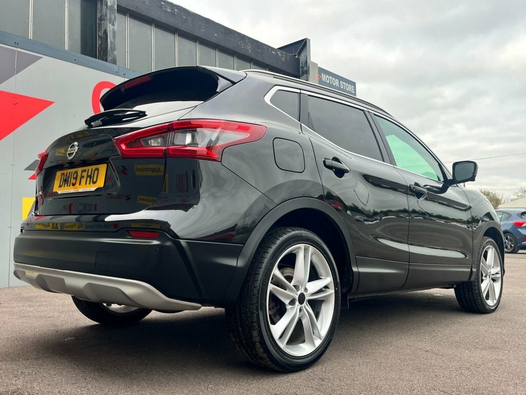 Nissan Qashqai 1.3L N-motion DM19FHO Black #5