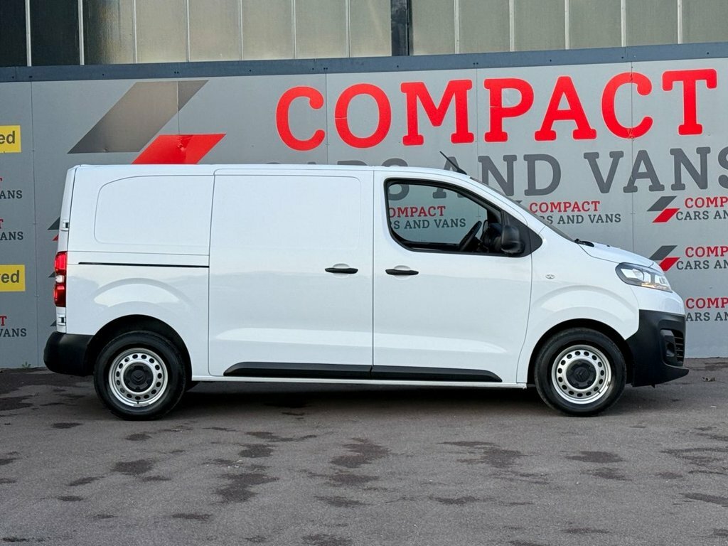 Citroen Dispatch 2L Enterprise Edition M 6Dr CF73MXB White #4