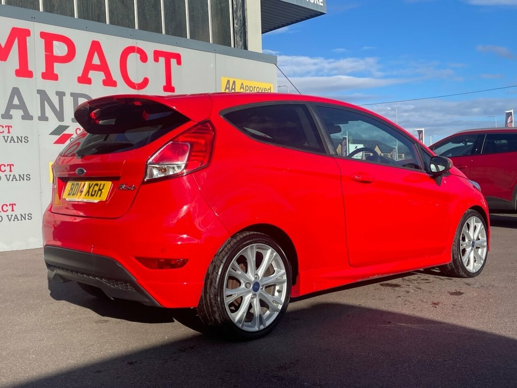Ford Fiesta Hatchback BD14XGH Red #5