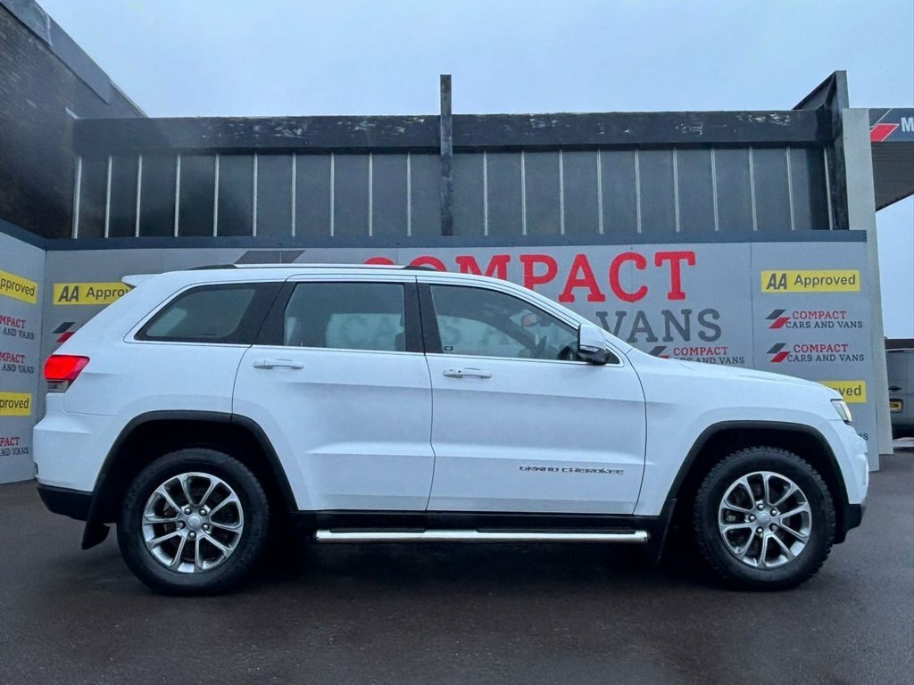 Jeep Grand Cherokee 3L Laredo White #4