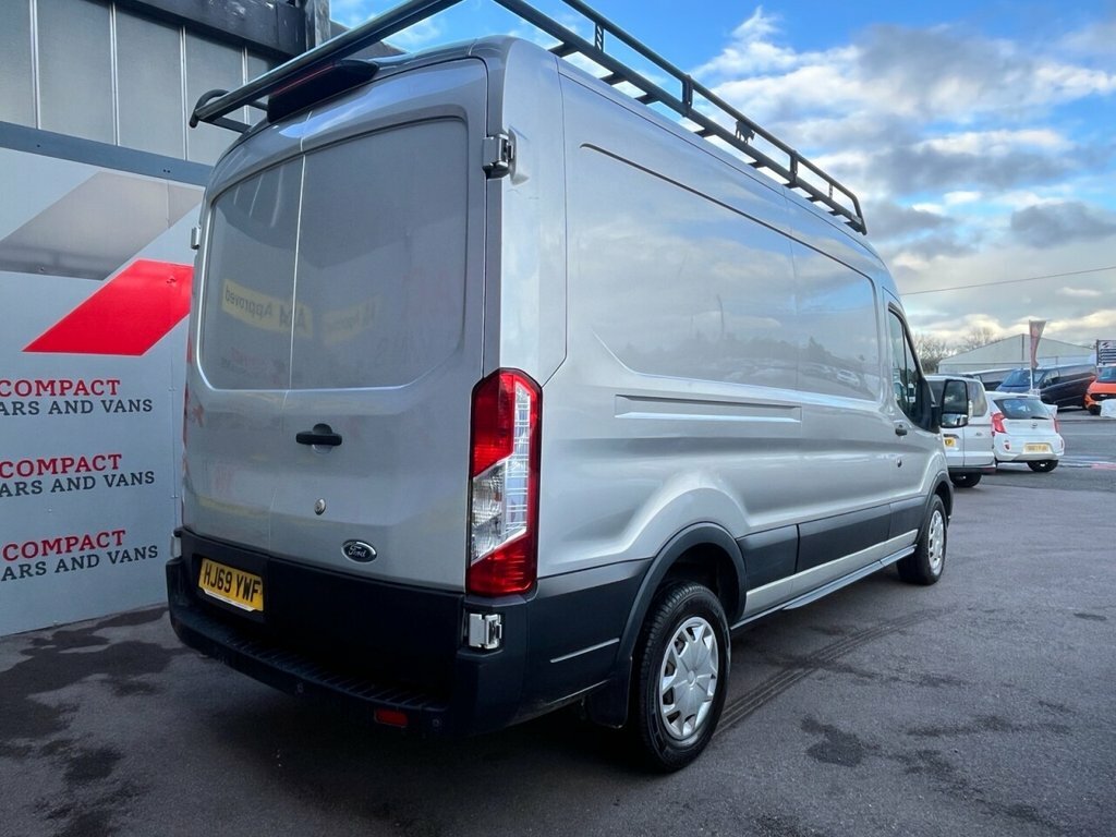 Ford Transit Custom Mpv HJ69YWF Silver #4