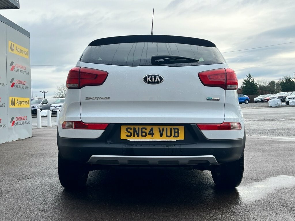 Kia Sportage Suv SN64VUB White #6