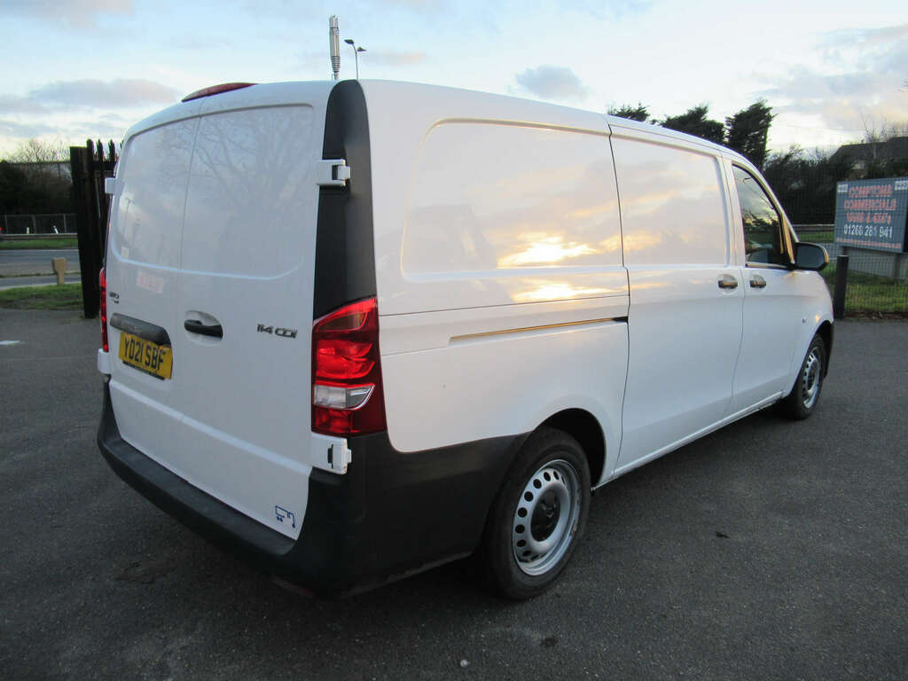 Mercedes-Benz Vito 2.0 114 Progressive Cdi YD21SBF White #6