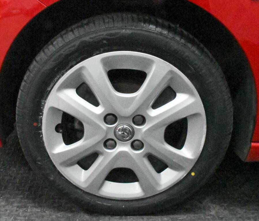 Vauxhall Viva Hatchback 1.0 Se  Red #5