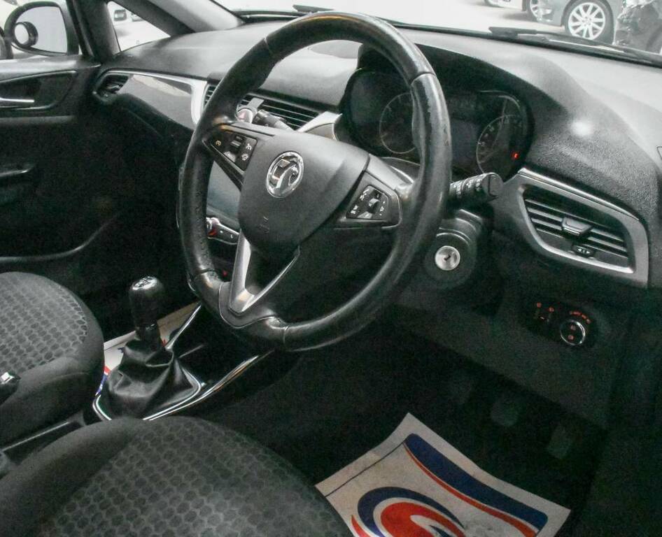 Vauxhall Corsa Hatchback 1.4 Se Nav White #4