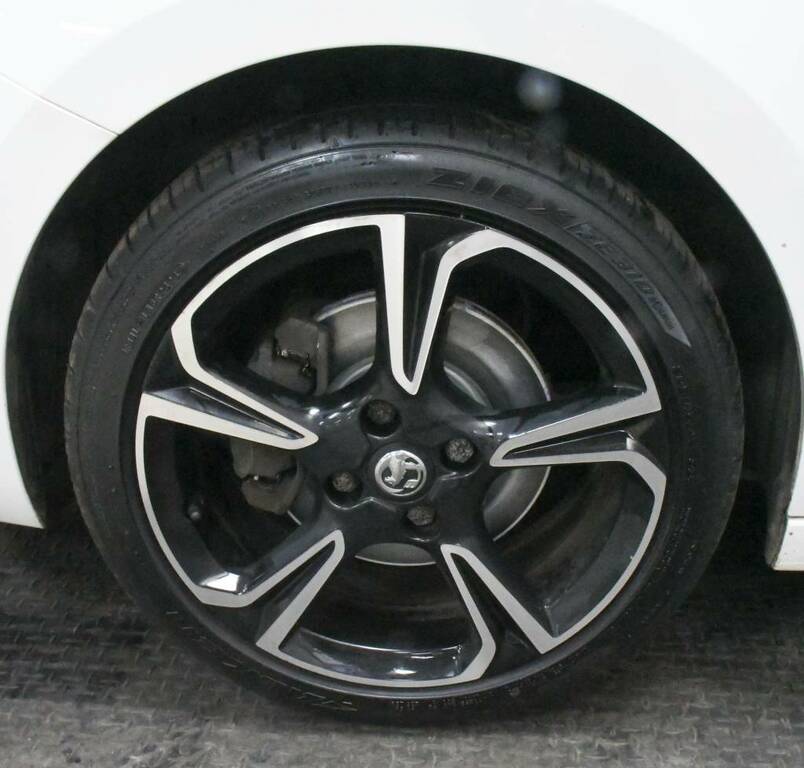 Vauxhall Corsa Hatchback 1.5 Turbo D Sri  White #5