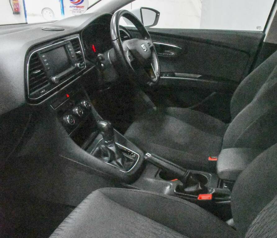 Seat Leon Sport Tourer 1.6 Tdi Se White #3