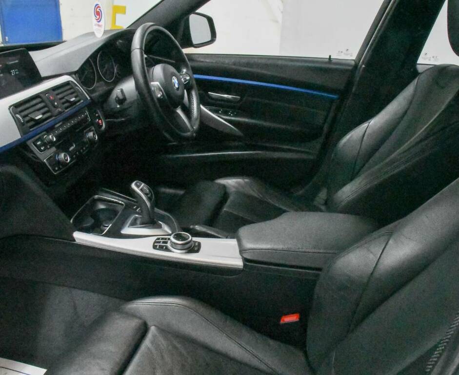 BMW 3 Series Saloon 320D M Sport Grey #3