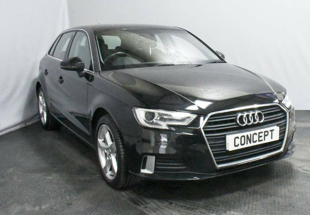 Audi A3 Sportback 1.4 Tfsi Sport Black #2