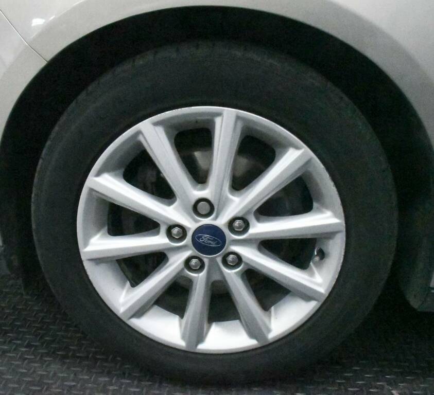 Ford Focus Hatchback 1.5 Tdci 120 Titanium Silver #5