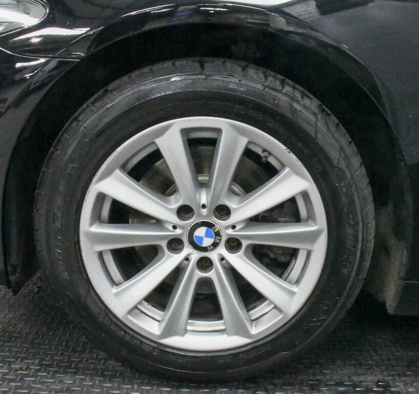 BMW 5 Series Saloon 520D 190 Se Black #5