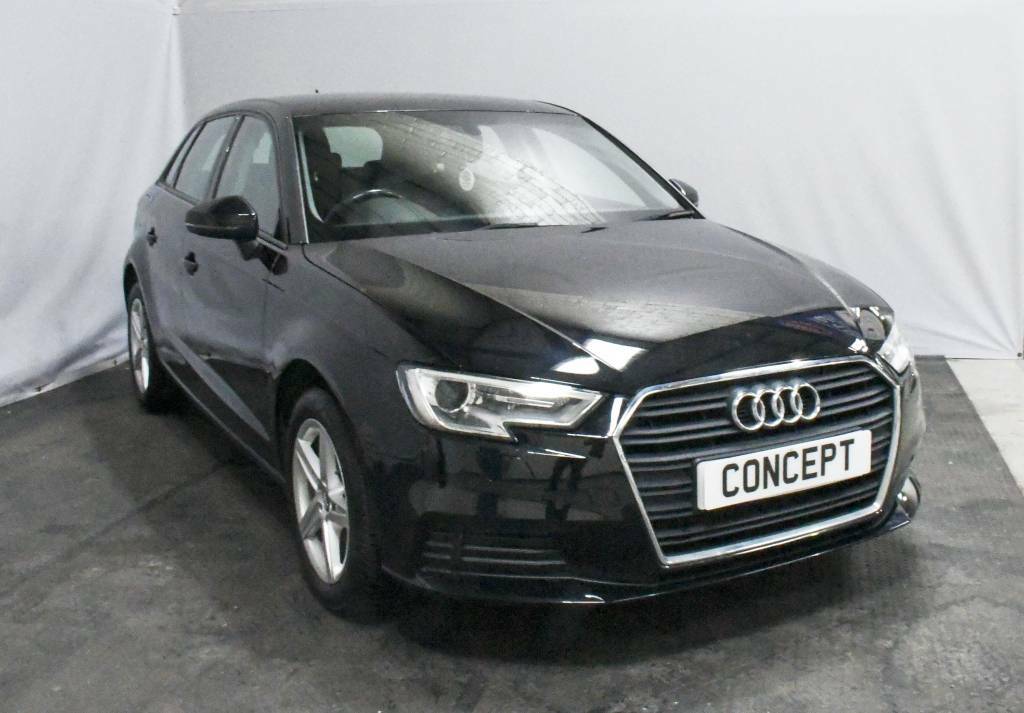 Audi A3 Sportback 1.0 Tfsi Se Black #2