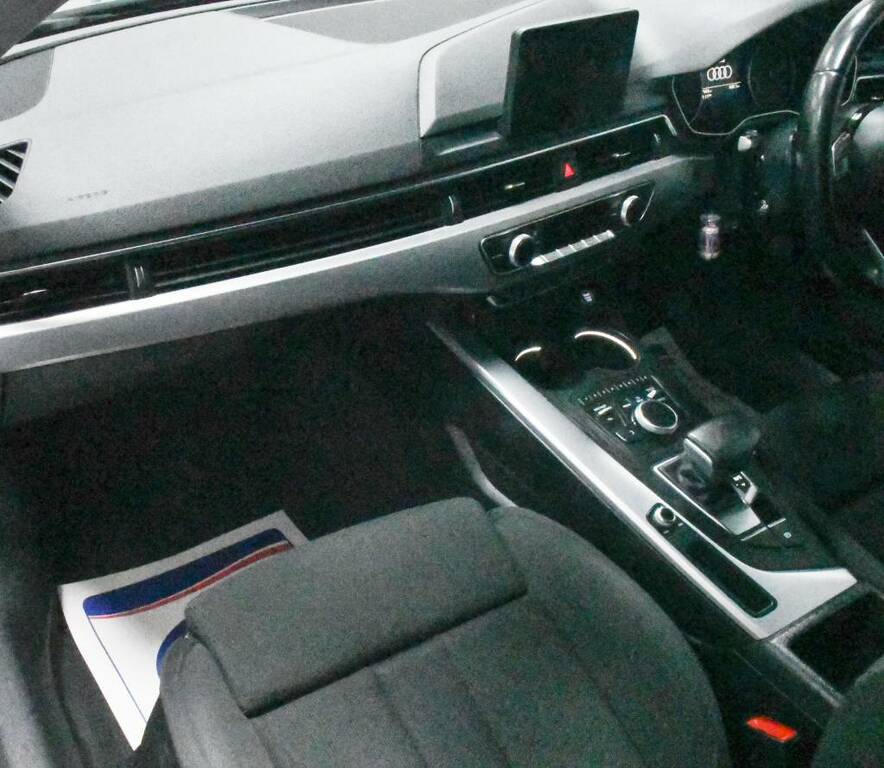 Audi A4 2.0Tdi Ultra 150Ps Grey #4