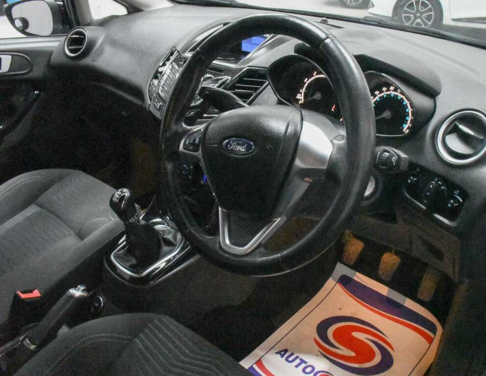 Ford Fiesta Hatchback 1.25 82 Zetec  Black #4