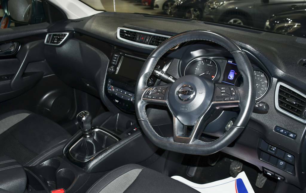 Nissan Qashqai Hatchback 1.5Dci Blue #3