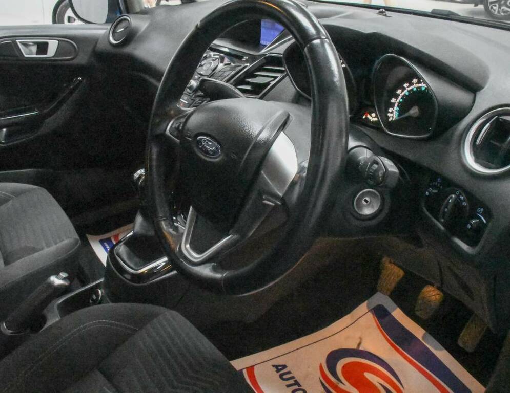 Ford Fiesta Hatchback 1.25 82 Zetec Blue #3