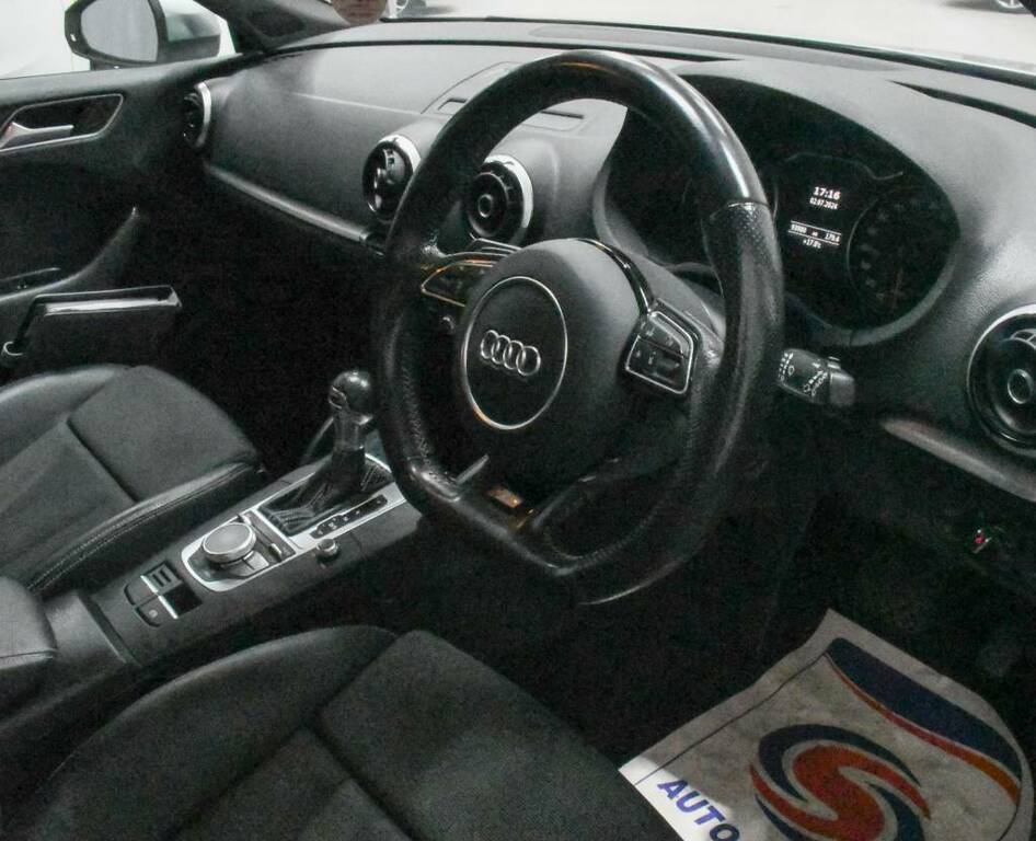 Audi A3 Sportback 1.4 Tfsi 125 S Line Silver #3