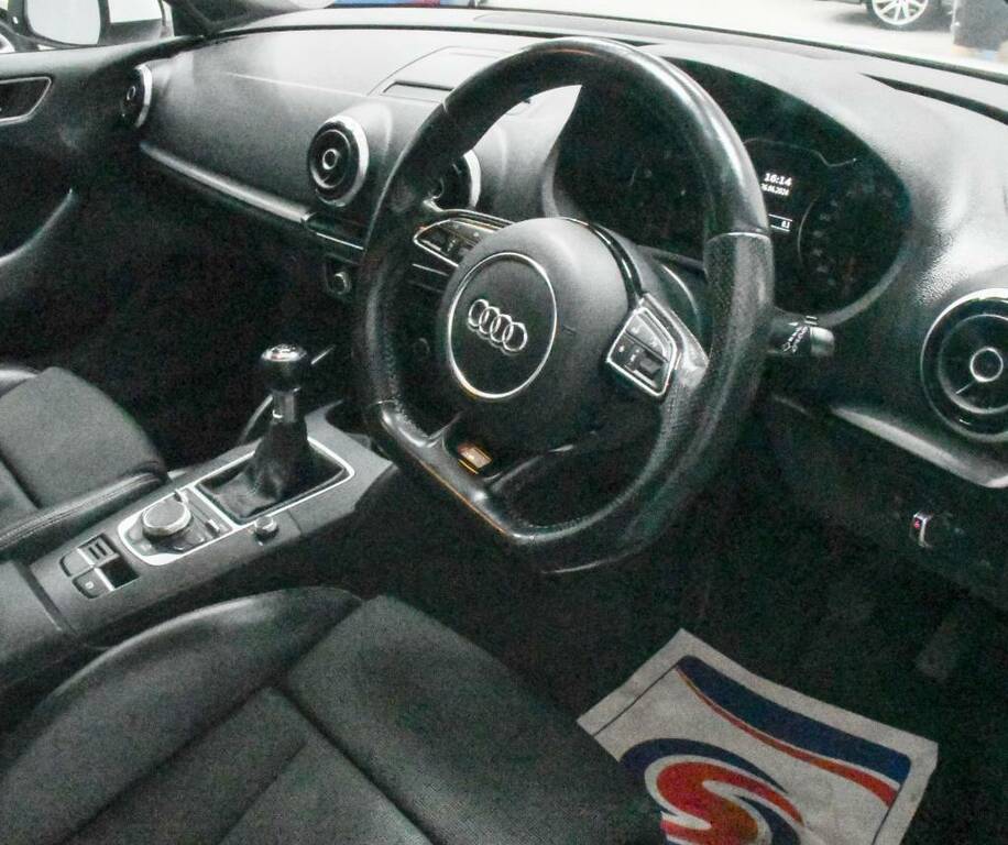 Audi A3 Hatchback 1.6 Tdi 110 S Line White #3