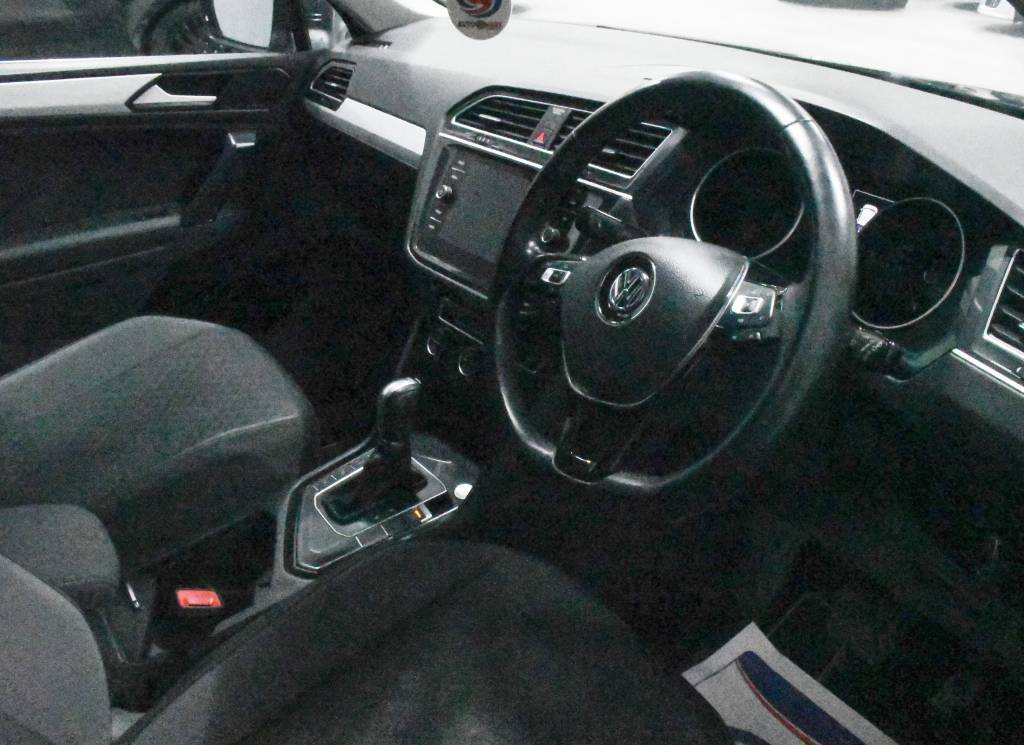Volkswagen Tiguan Estate 1.5 Tsi Evo 150 Match Grey #3