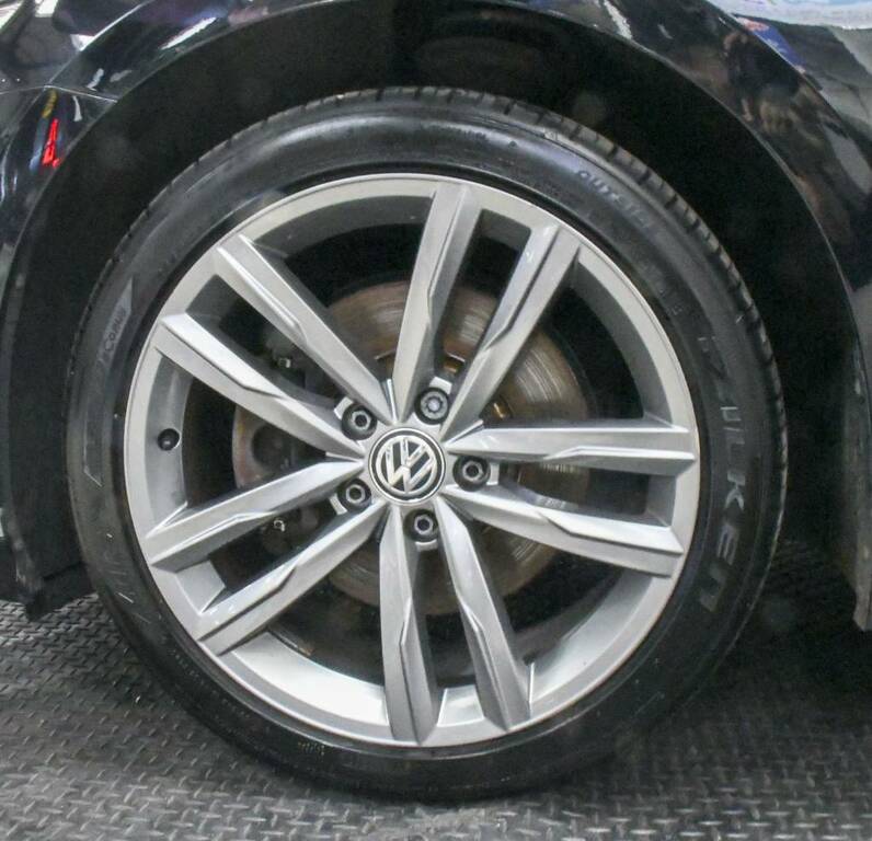 Volkswagen Passat Saloon 1.5 Tsi Evo 150 Gt Black #5