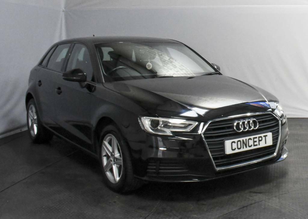 Audi A3 Sportback 1.0 Tfsi Se Black #2