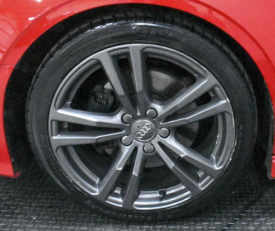Audi A3 Saloon 2.0 Tdi 184 Quattro S Line Red #5