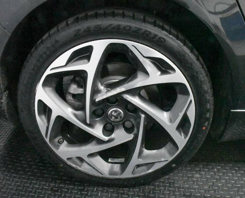 Vauxhall Insignia Hatchback 2.0 Black #5