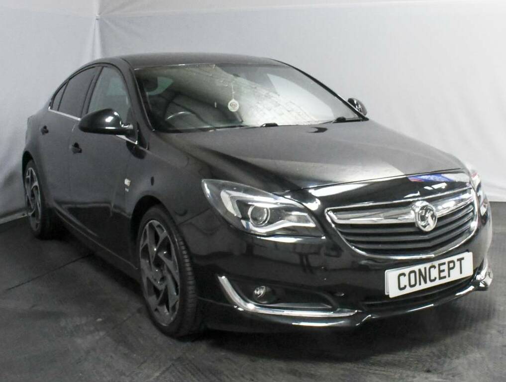 Vauxhall Insignia Hatchback 2.0 Black #2