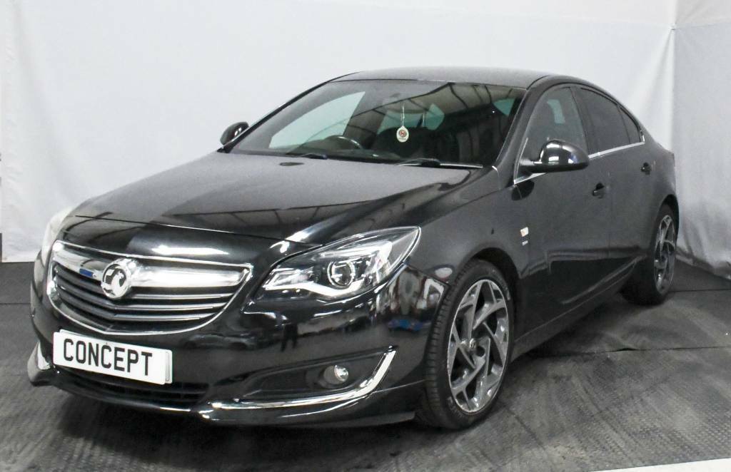 Vauxhall Insignia Hatchback 2.0 Black
