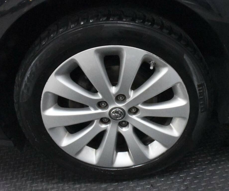 Vauxhall Astra Hatchback 1.6I 16V Tech Line Black #5