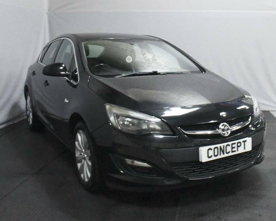 Vauxhall Astra Hatchback 1.6I 16V Tech Line Black