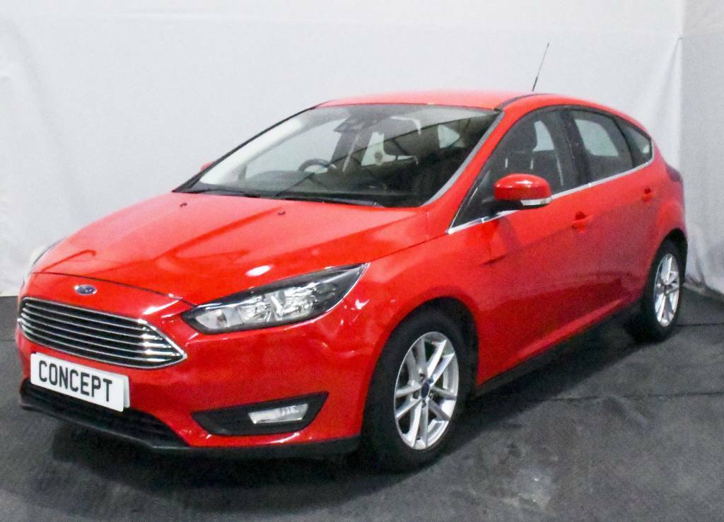 Ford Focus Hatchback 1.5 Tdci 120 Zetec Red