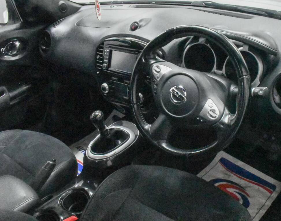 Nissan Juke Hatchback 1.5 Dci N-connecta White #3