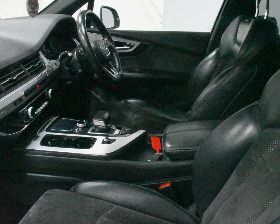 Audi Q7 Estate 3.0 Tdi 218 Quattro S Line White #4