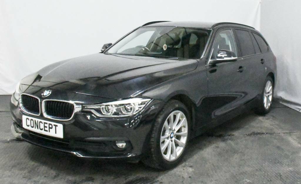 BMW 3 Series Touring 318D Se Black